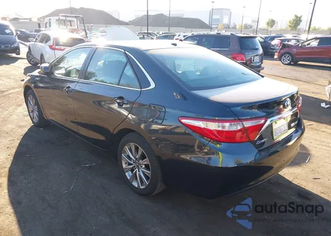 2017 Toyota Camry Hybrid Xle z USA, uszkodzony, nr VIN 4T1BD1FK4HU218728